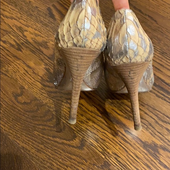 Marciano peep toe sandals - Picture 4 of 4